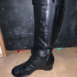 Woman’s Knee High Boots